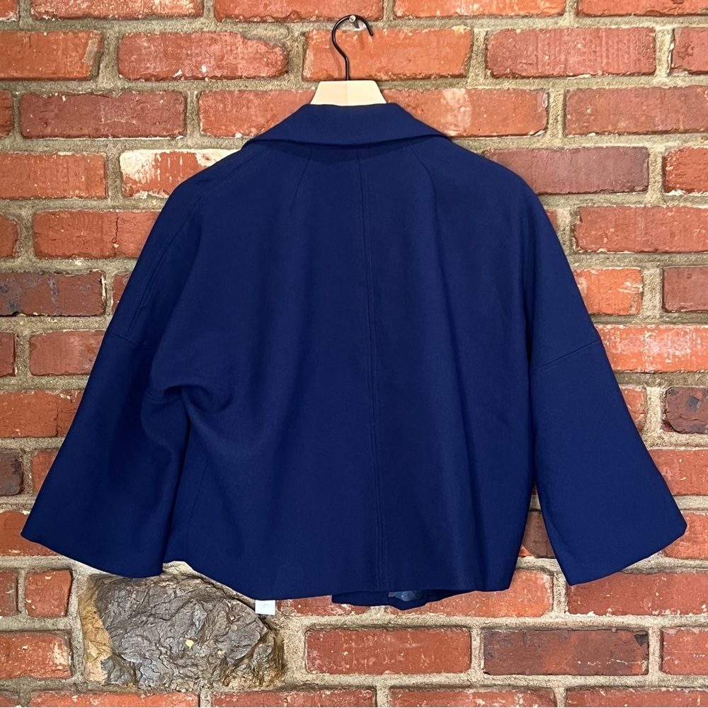Trina Turk women's trapeze silhouette cropped blazer size medium navy NWT - Picture 2 of 9